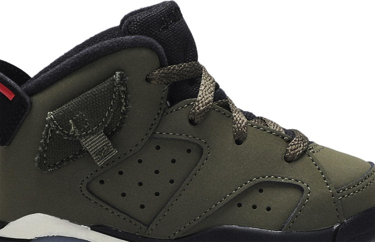 حذاء رياضي Travis Scott x Air Jordan 6 Retro TD Olive باللون الأخضر