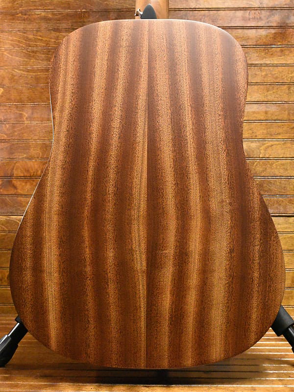 Martin D10E-01 Acoustic-electric, All Sapele MARTIN D10E -01 SAPLELE W/GIG BAG