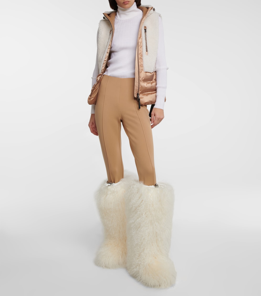 Lake louise boots in Bogner sheepskin, white