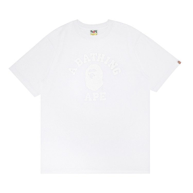 تي شيرت GOAT Exclusive BAPE College Tee باللون الأبيض، أبيض