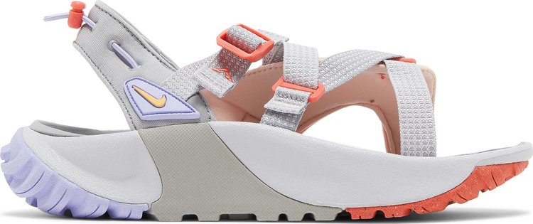 صندل Nike Womens Oneonta "Flat Silver Arctic Orange"، باللون الفضي