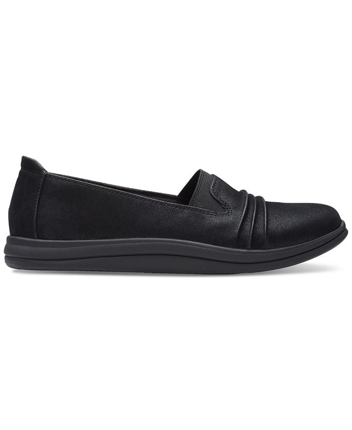 حذاء رياضي نسائي من Clarks Breeze Sol Flat Slip-on باللون الأسود