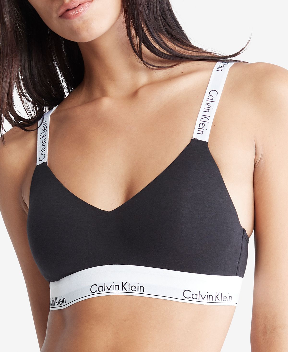 حمالة صدر نسائية من Calvin Klein بتصميم معاصر وخفيف الوزن بدون أسلاك QF7059 باللون الأسود