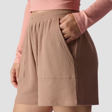 Women's Wicking Stoic waffle shorts, golden brown