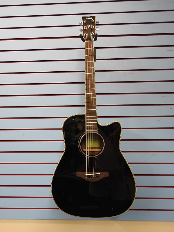 Guitar Yamaha FGX830C