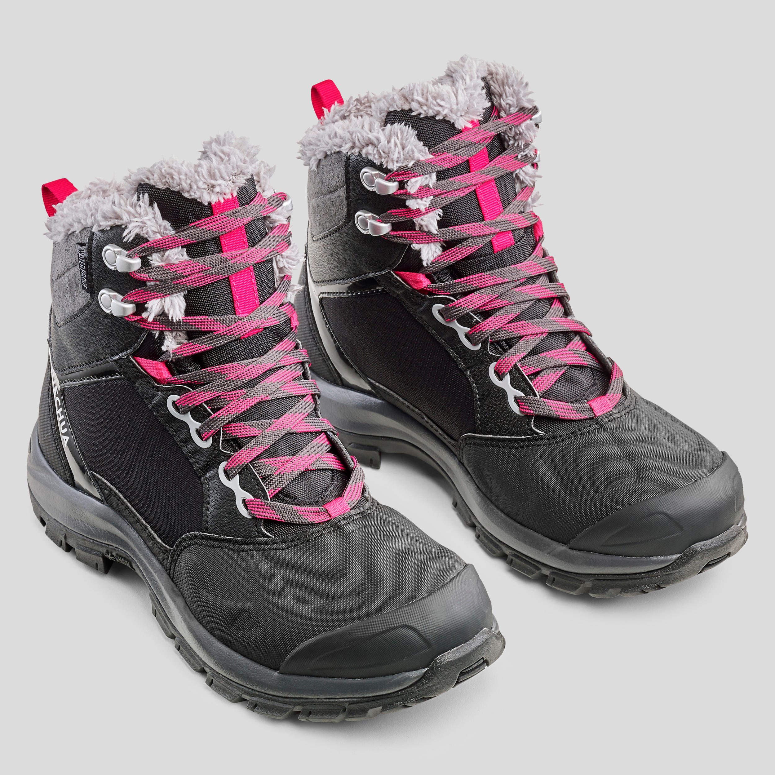 Women's hiking boots Quechua SH520 X-Warm, black/raspberry red