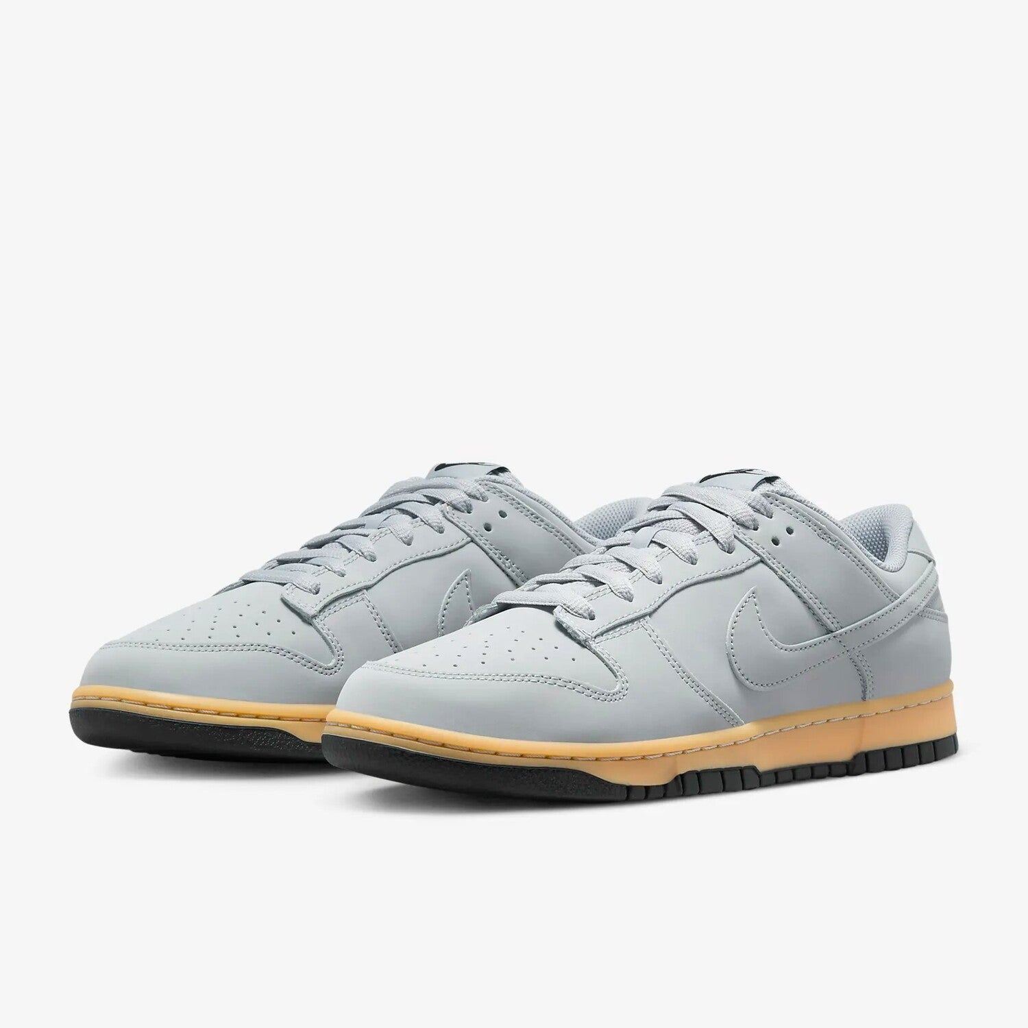 Nike Dunk Low Retro SE Grey