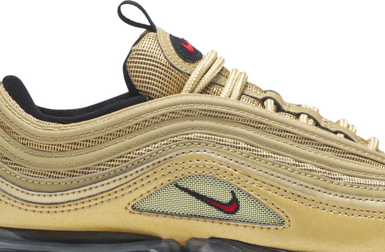 حذاء Nike Air VaporMax 97 GS 'Metallic Gold' باللون الذهبي