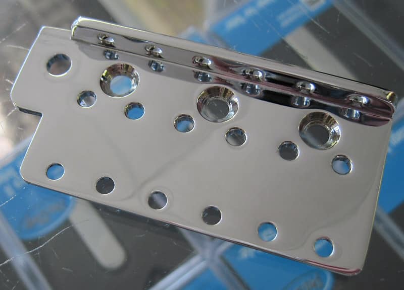 Bridge Fender American Vintage Stratocaster Tremolo Plate 0019470000 USA Vintage Stratocaster Strat Bridge Plate 001-9470-000