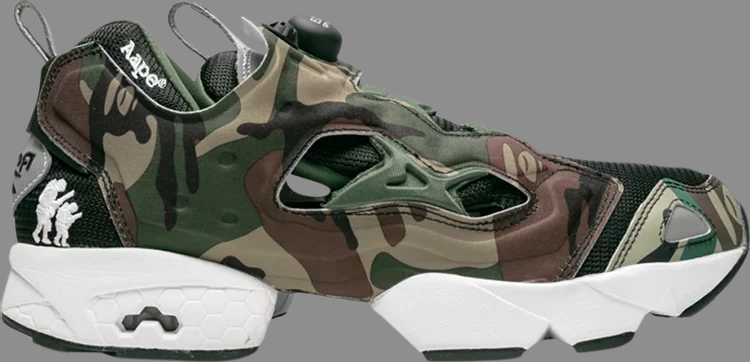 حذاء رياضي من ريبوك aape x pump fury 'camo black white' باللون الأخضر