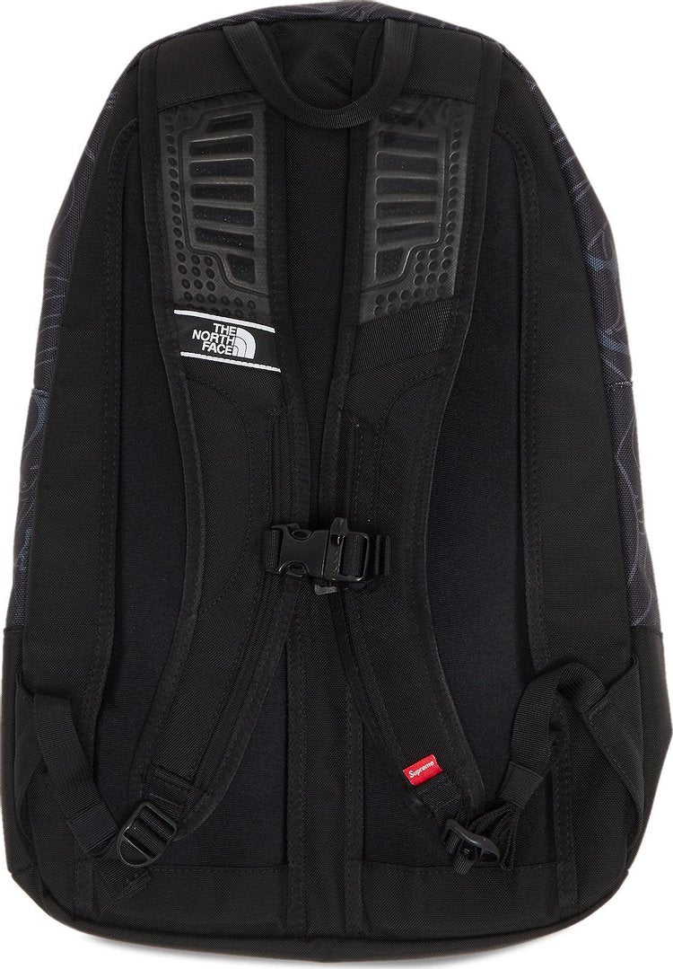 حقيبة ظهر Supreme x The North Face Steep Tech Black Dragon، باللون الأسود