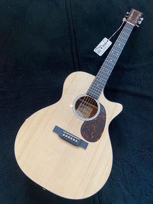 Martin GPC-11E #2633302 (4 lbs, 8.7 oz)