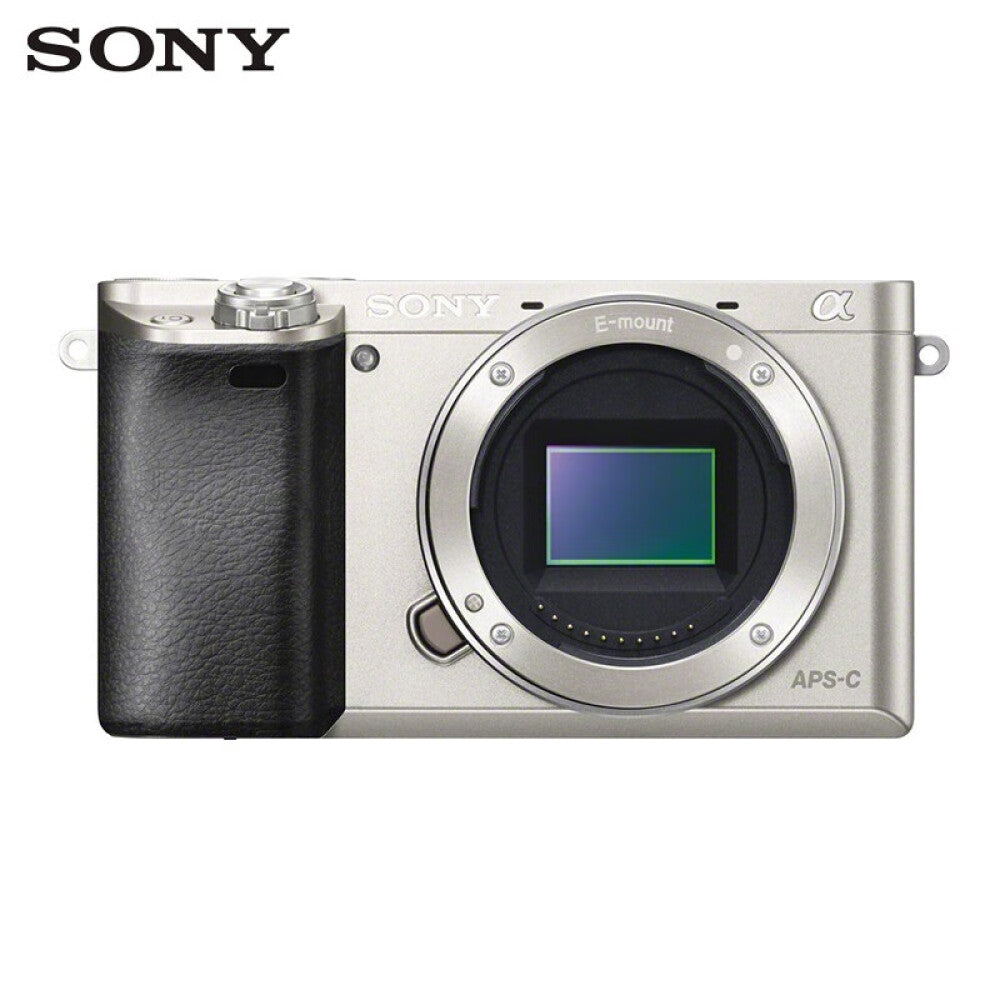 Sony Alpha 6000 APS-C （18-50mm F2.8 DC DN） camera with 128G memory card