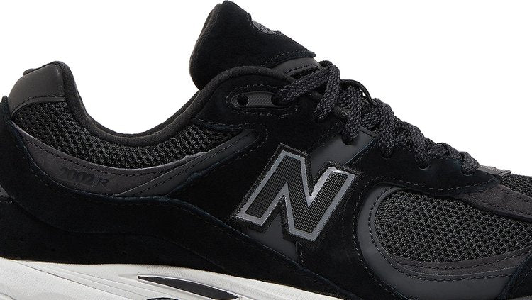 New Balance 2002R 'Black Gunmetal' sneakers, black