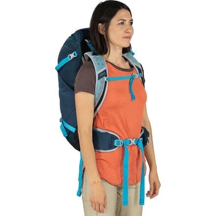 حقيبة Hikelite سعة 32 لترًا من Osprey Packs باللون الأزرق Atlas