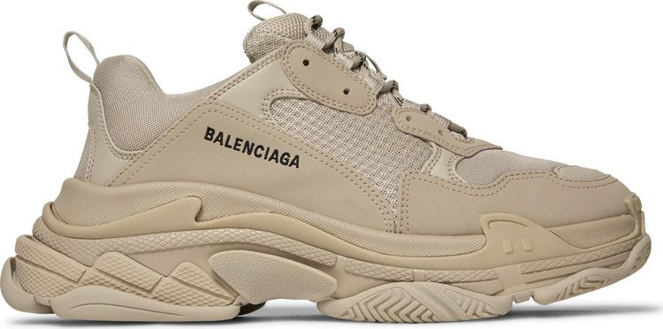 حذاء رياضي Balenciaga Triple S باللون البيج والبني