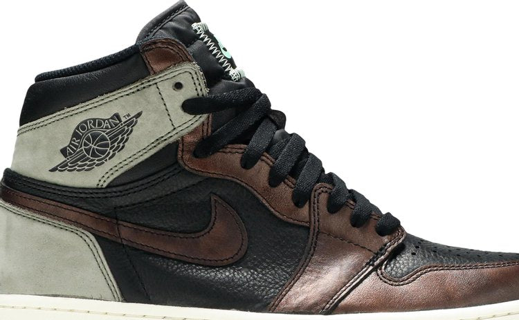 Air Jordan 1 Retro High OG Patina, black