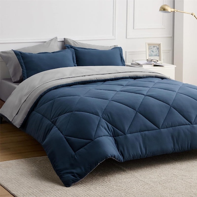 Bedsure Queen 7 Piece Bedding Set, Blue