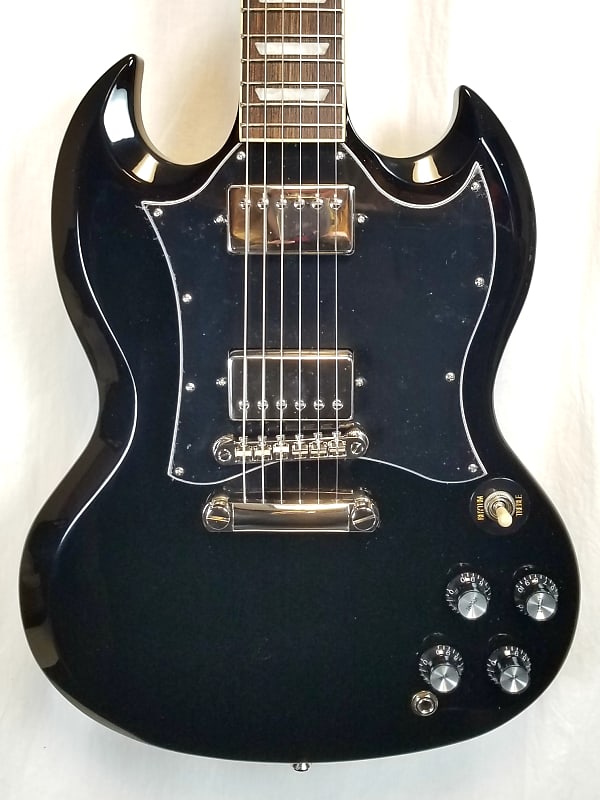 Epiphone SG Standard، جناح الخفاش، خشب الأبنوس، EISSBEBNH1 2023