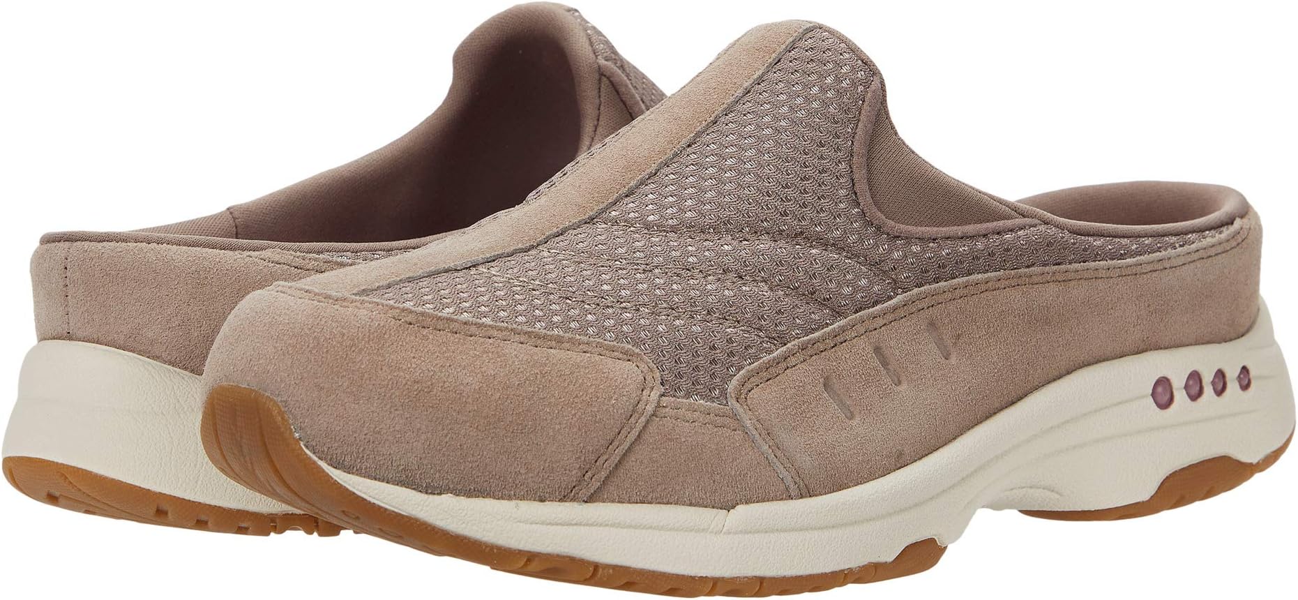 Traveltime 266 Easy Spirit clogs, taupe