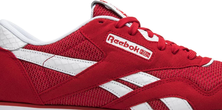 حذاء رياضي Yg x bait x classic nylon '4hunnid' من Reebok باللون الأحمر