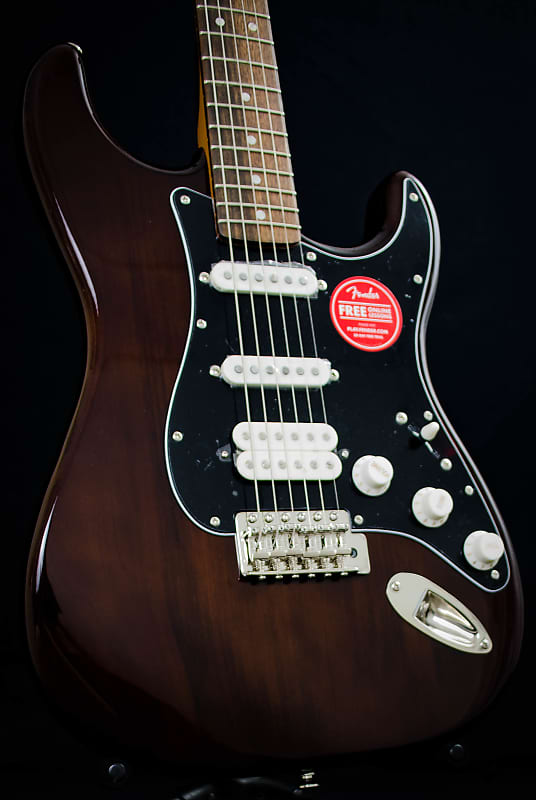 Squier Classic Vibe '70s Stratocaster HSS in Walnut Classic Vibe '70s Stratocaster HSS in Walnut