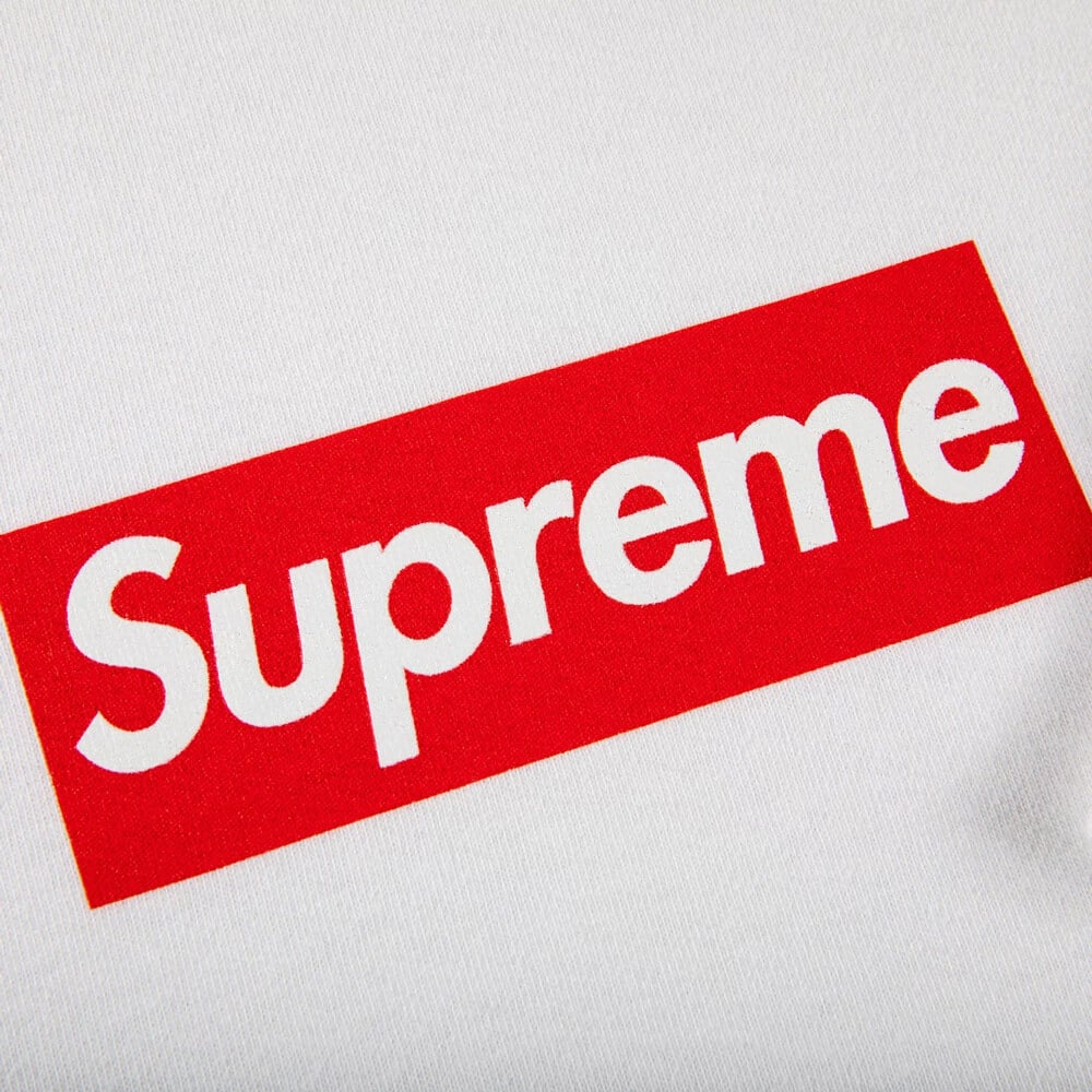 شعار Supreme Box بأكمام طويلة، أبيض