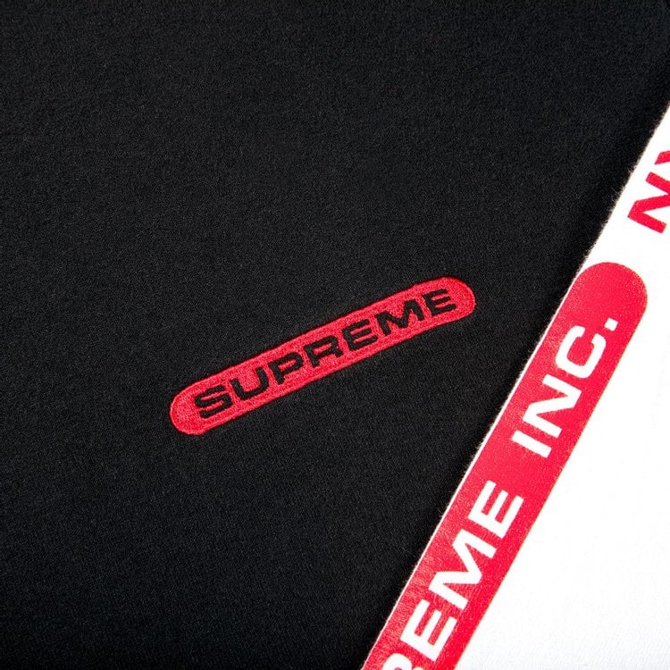 بلوزة طويلة الأكمام من Supreme Inc. ذات لوحة من القماش باللون الأسود