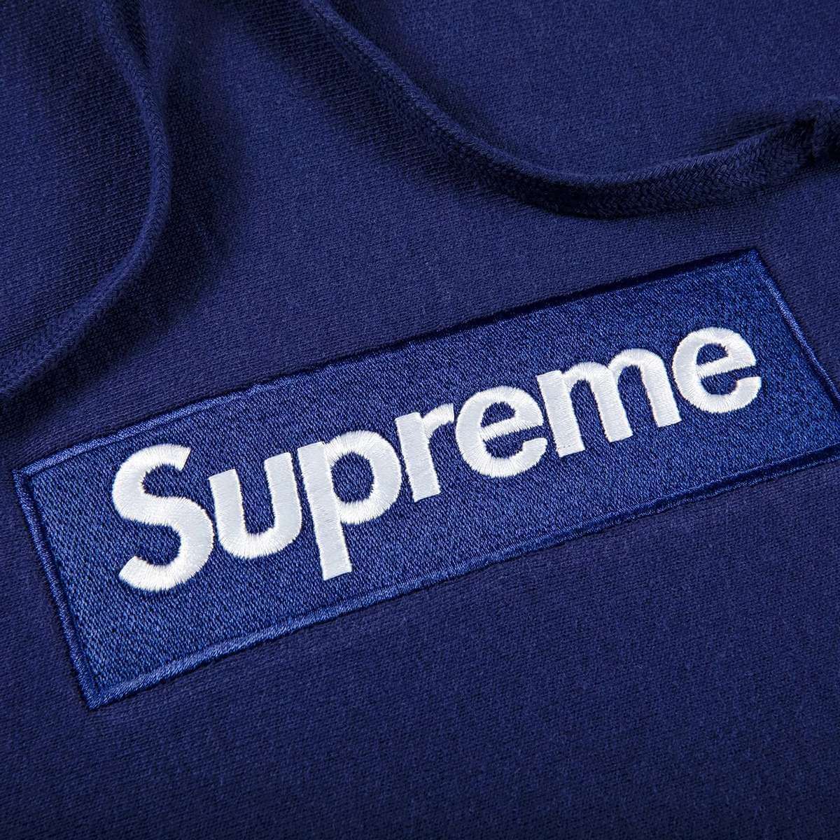 هودي Supreme Box Logo باللون الأزرق الداكن