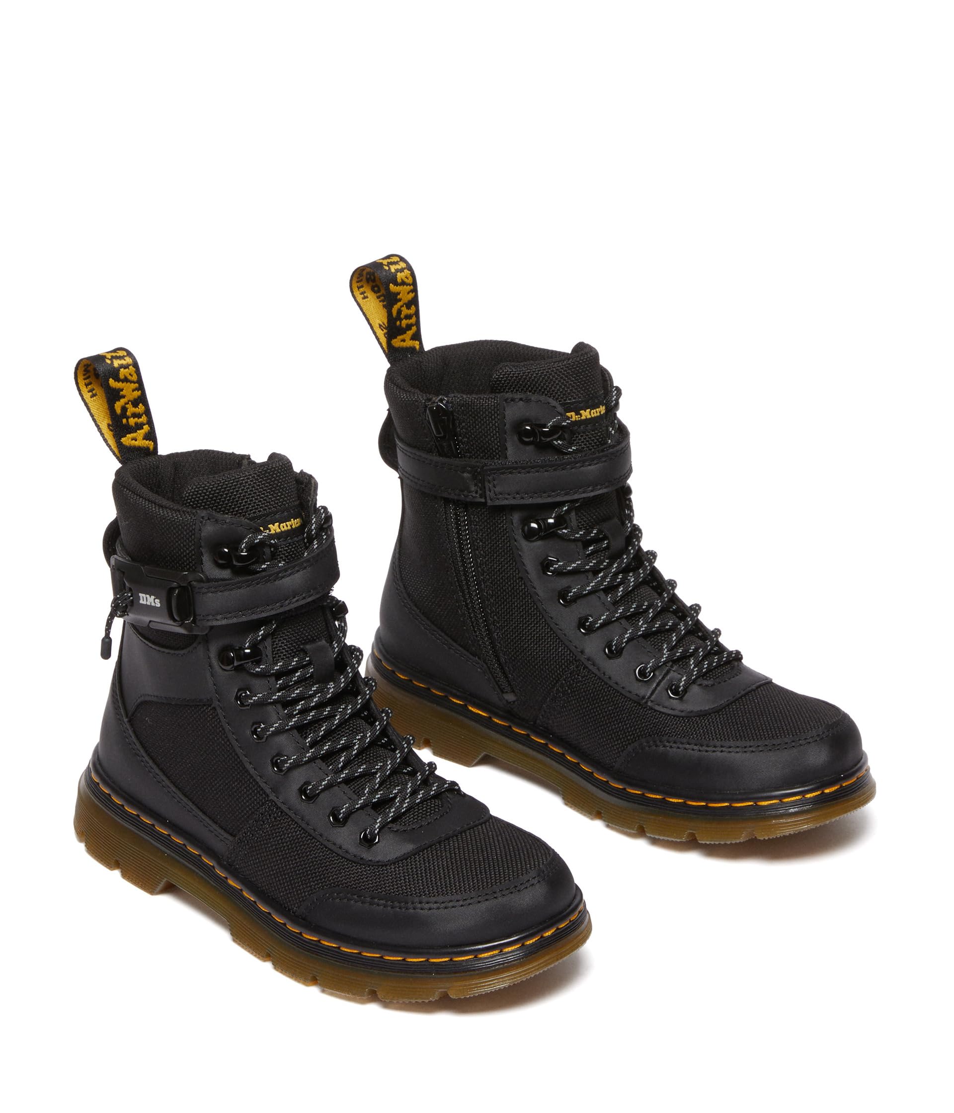 حذاء Dr. Martens Kids' Collection Combs Tech (للأطفال الصغار/الأطفال الكبار)، باللون الأسود