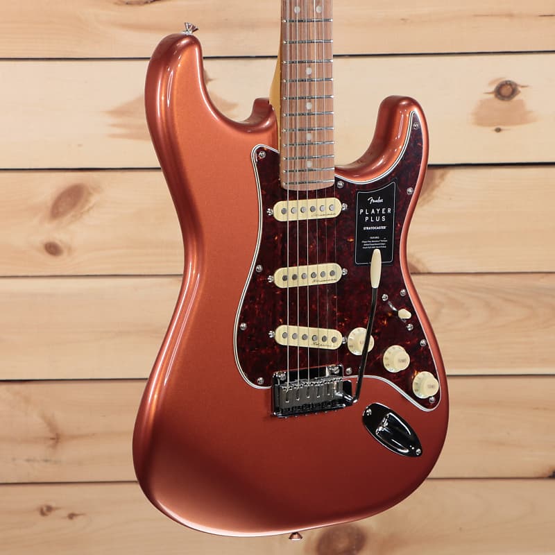 Fender Player Plus Stratocaster – Aged Candy Apple Red – MX22251335