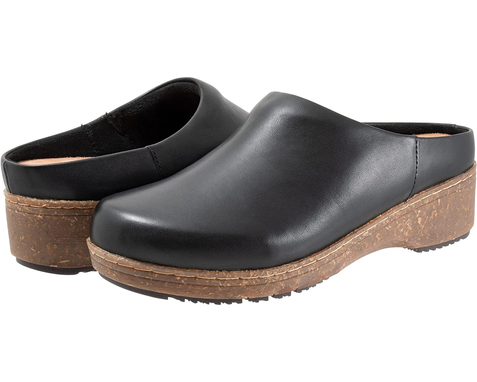 Arvada SoftWalk clog, black