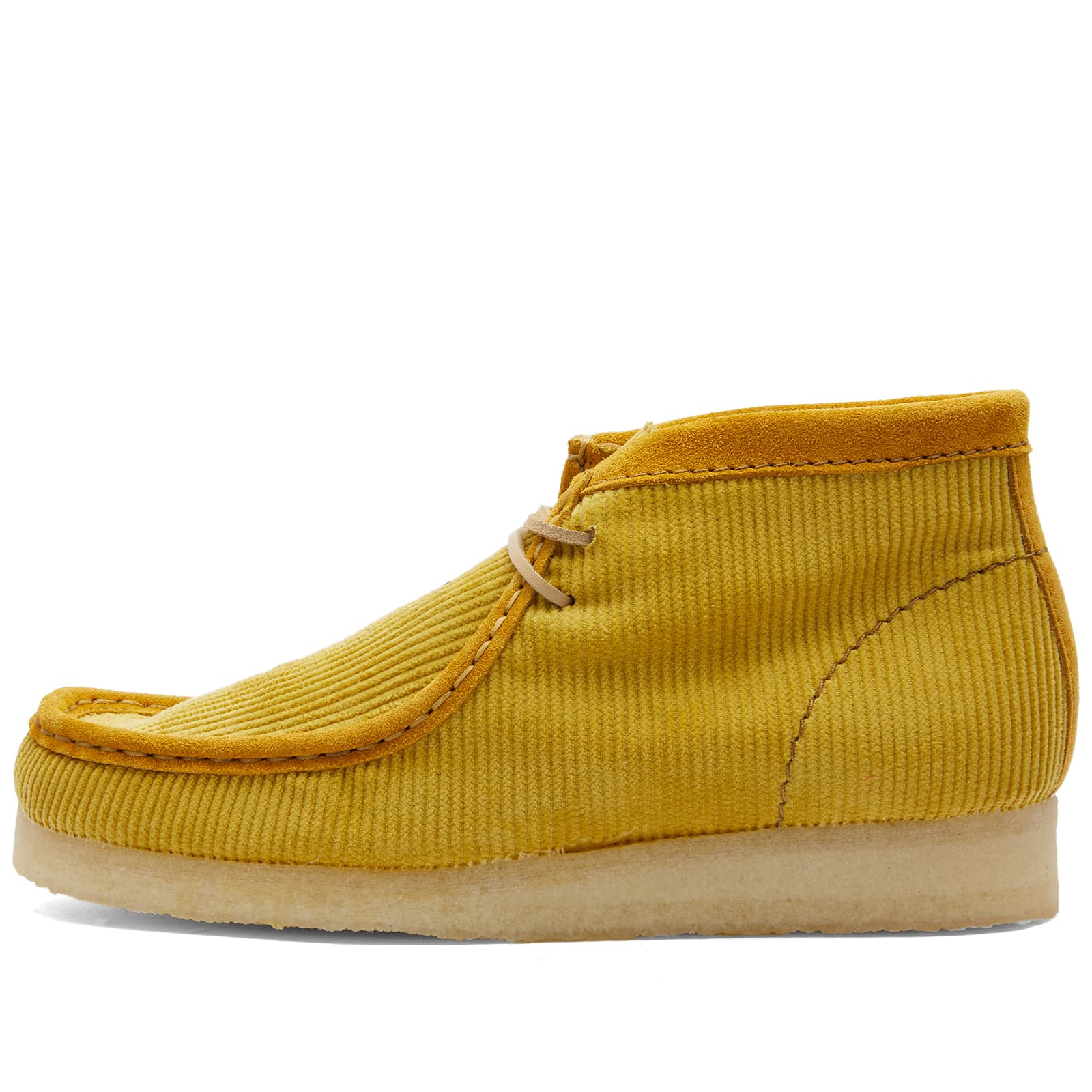 حذاء Mayde Wallabee من Clarks Originals باللون الأصفر