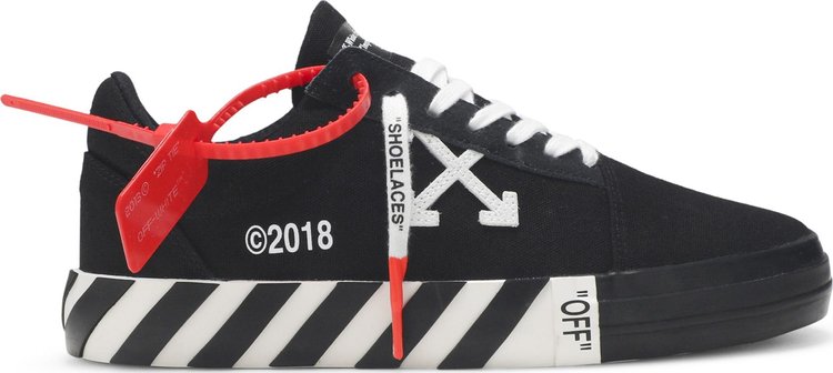 Off-White Vulc Low Top Black Sneakers, black