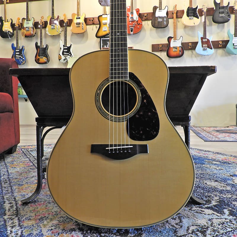 Guitar Yamaha LL6M ARE 2022, natural