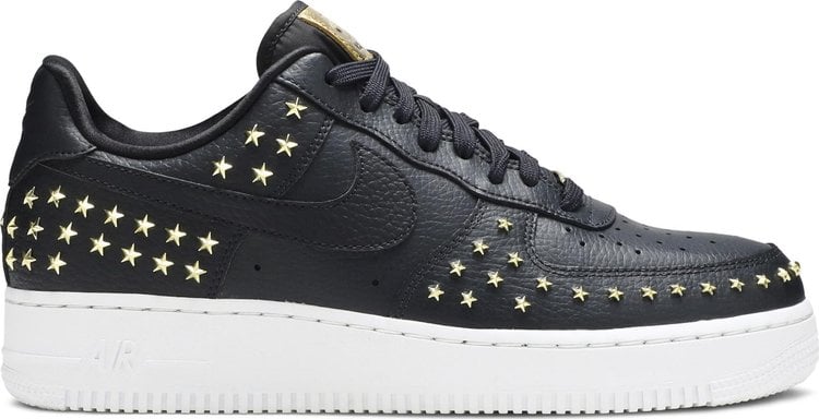 حذاء رياضي Nike Wmns Air Force 1 Low 'Star-Studded' باللون الأسود