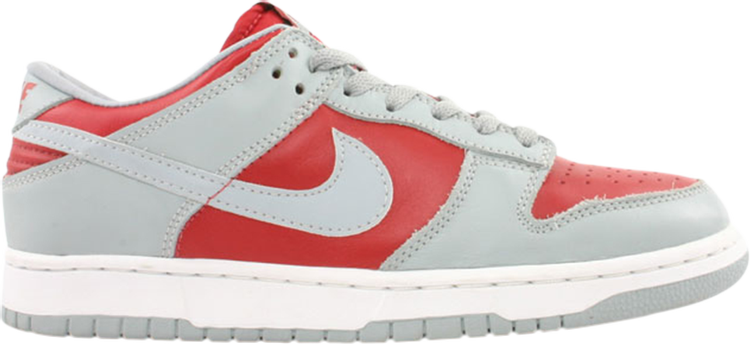 حذاء رياضي Nike Dunk Low COP 'Ultraman' باللون الأحمر