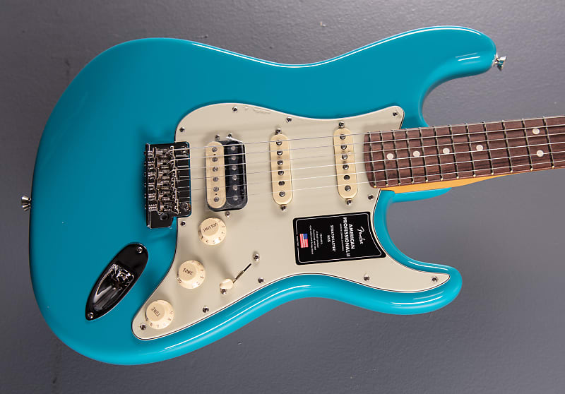 American Professional II Stratocaster HSS - Miami Blue w/ Rosewood Fender American Professional II Stratocaster HSS - Miami w/