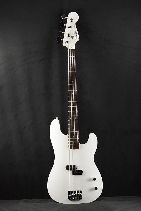 Fender Aerodyne Special Precision Bass with Bright White Rosewood Neck Aerodyne Special Precision Bass Bright White Rosewood Fingerb . . .