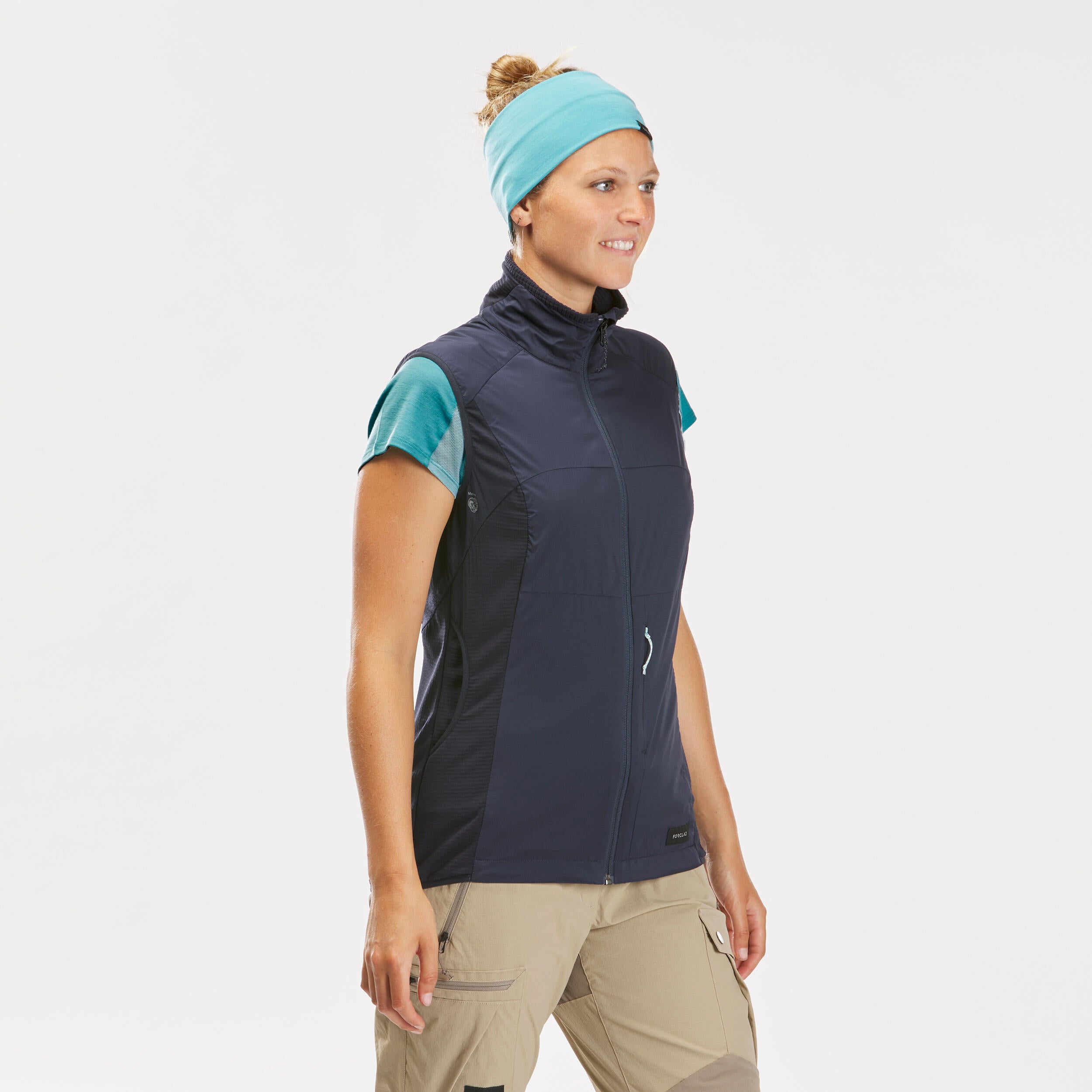 سترة نسائية للمشي لمسافات طويلة Forclaz Softshell Trek 500، أزرق غامق