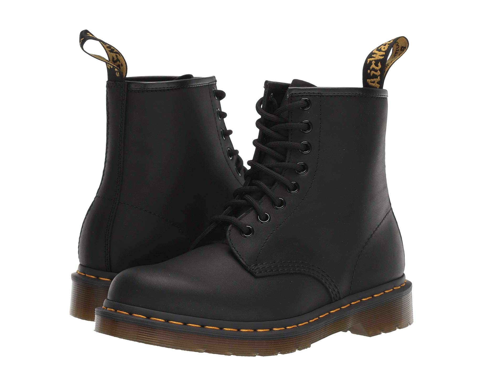 حذاء 1460 جلد دهني من Dr. Martens، أسود