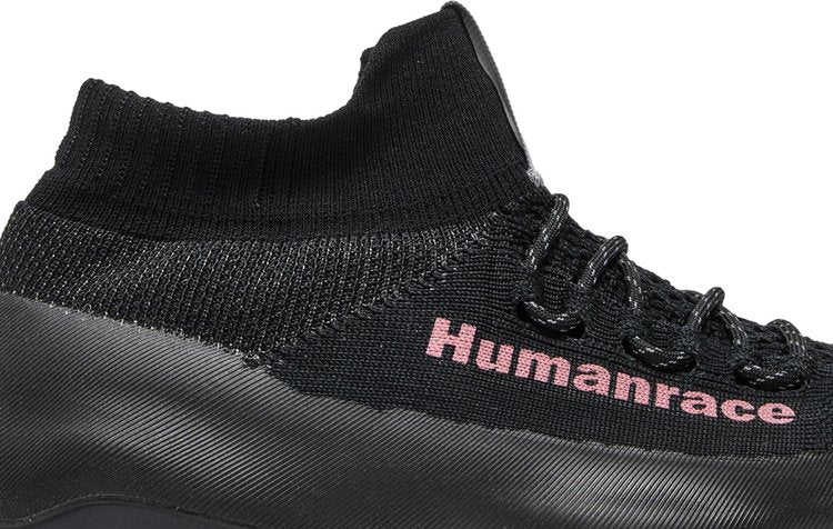 حذاء رياضي Adidas Pharrell x Human Race Sichona 'Black Shock Pink' باللون الأسود