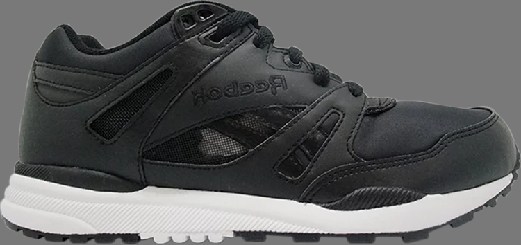 Mastermind x Ventilator Reebok sneakers, black