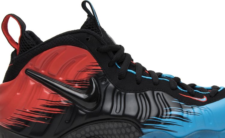 حذاء Nike Air Foamposite Pro 'Spider-Man' باللون الأزرق