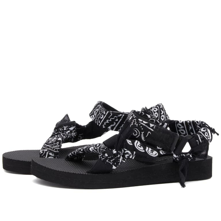 Arizona Love Bandana Trekky Sandals, Black/White