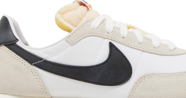 حذاء Nike Waffle Trainer 2 GS 'White Sail'، كريمي