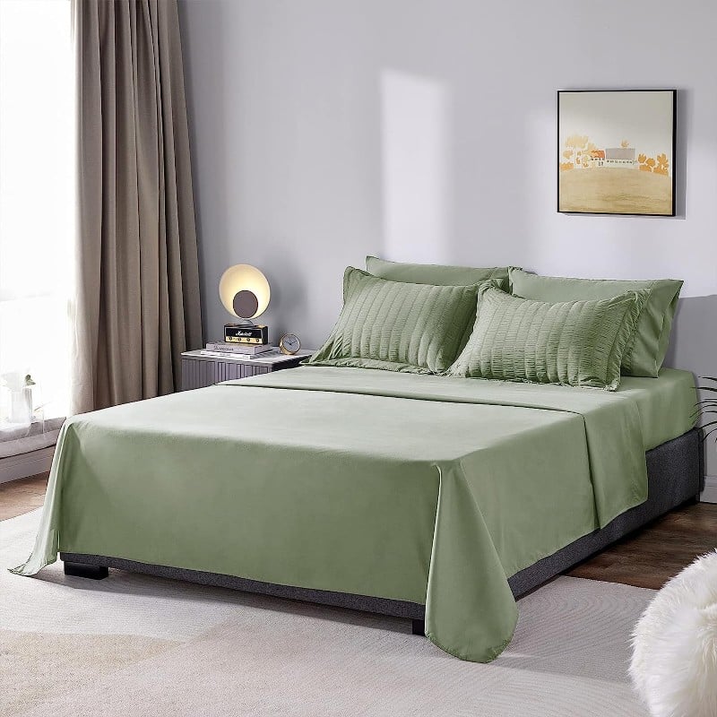 Double bed linen set CozyLux Queen Comforter, 7 pieces, green