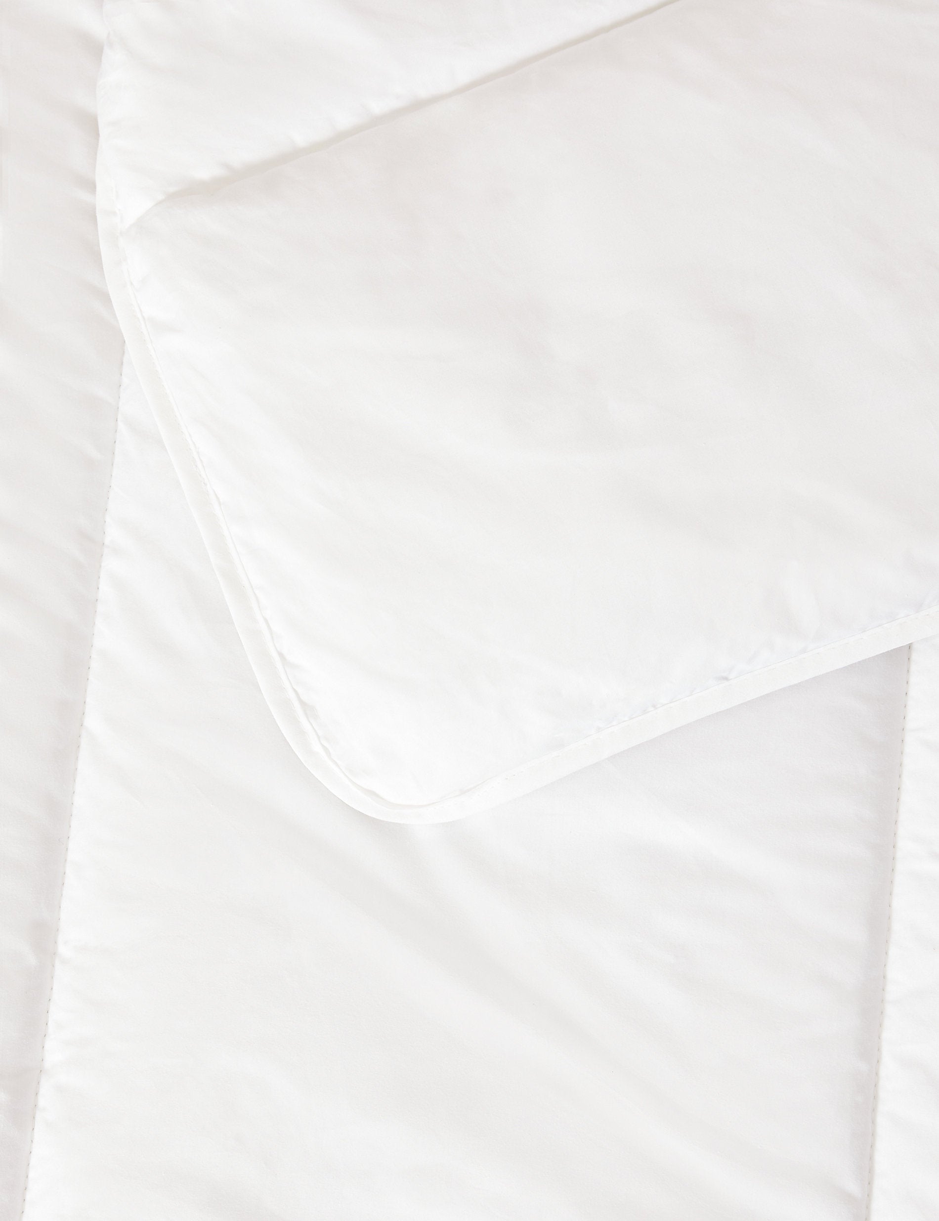 Marks & Spencer Ultimate Comfort 10.5 Tog Pure Cotton Blanket, White