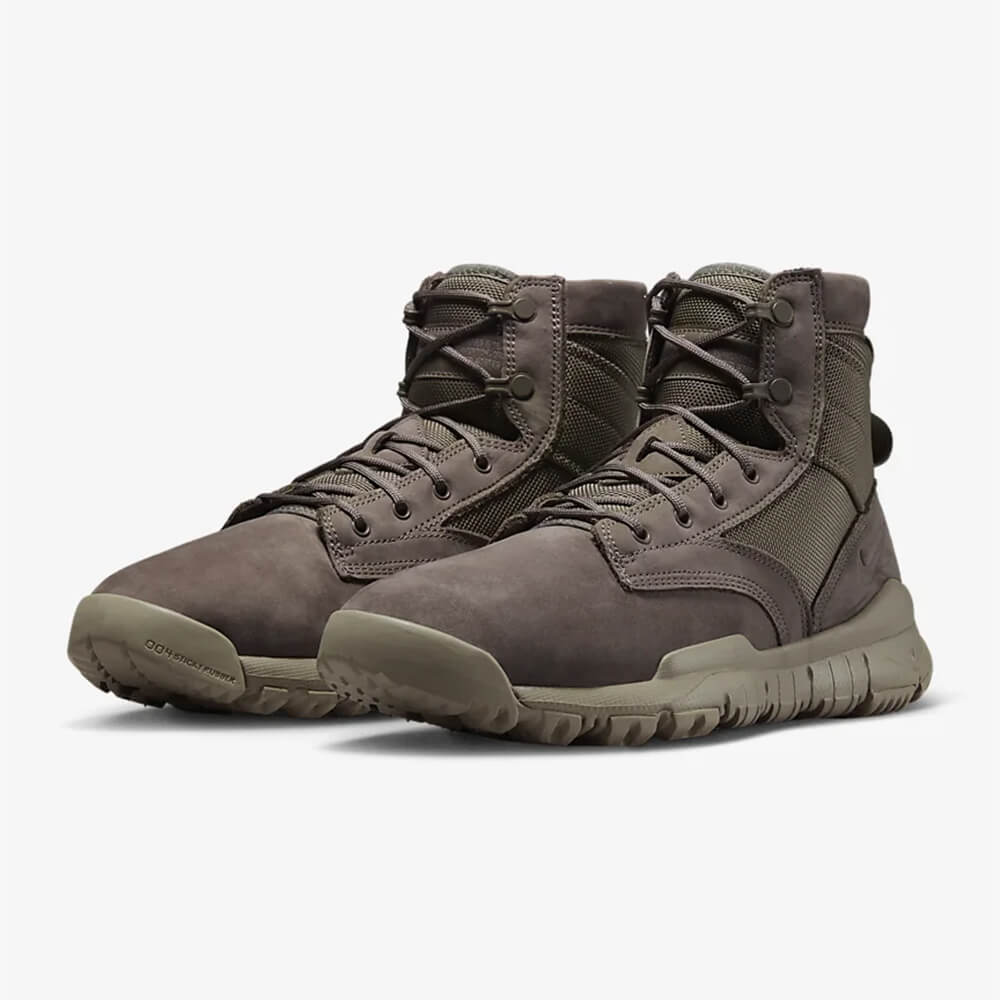 حذاء Nike SFB 6" الجلدي، بني غامق