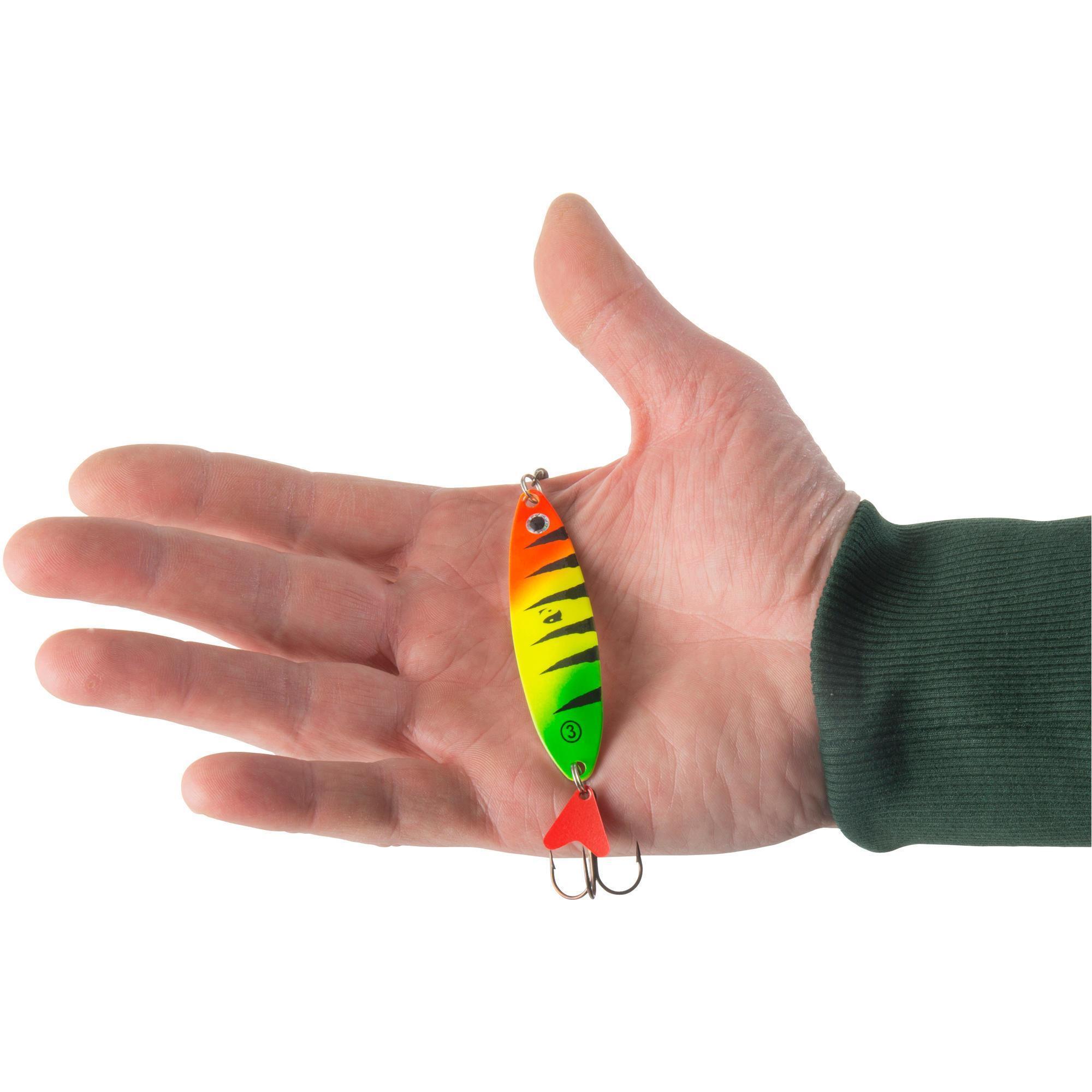 Spinner for catching predators Weta + No. 2 silver-black tips CAPERLAN light grey/black